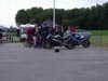 suomi pojat katsastuksessa. Rautsi ja Speedy